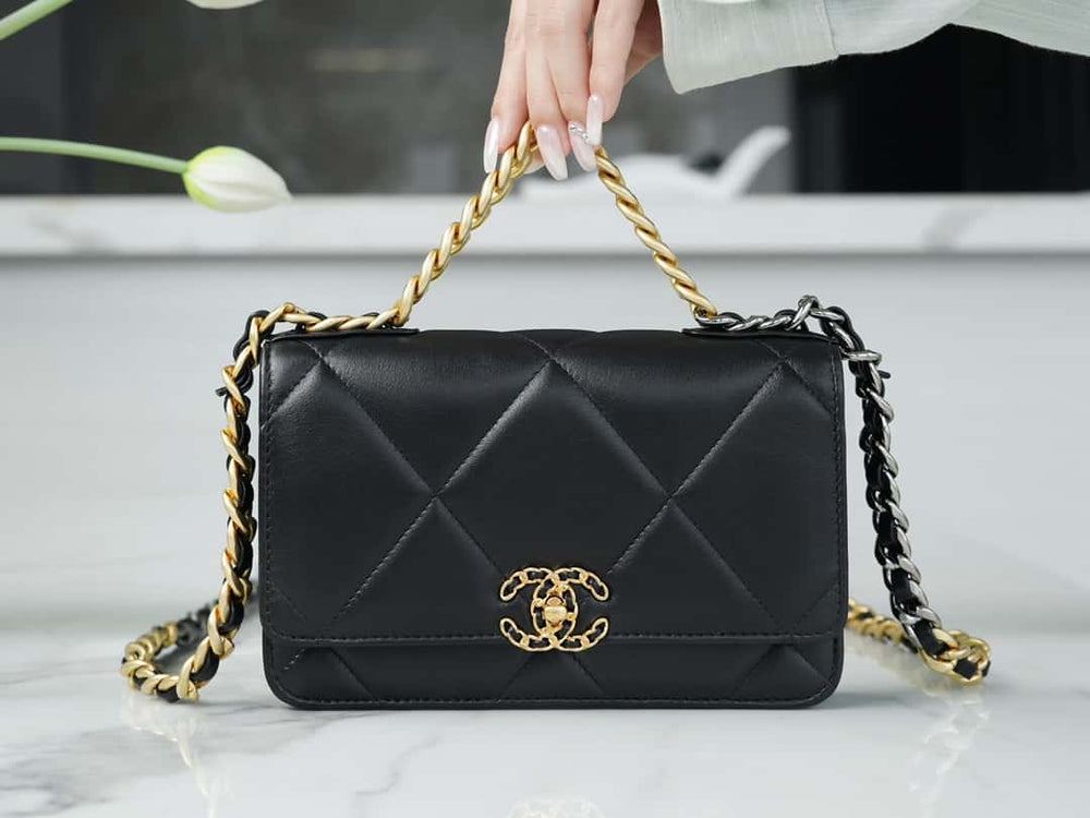 Chanel 19 WOC Wallet On Chain AP0957 Black Flap Bag