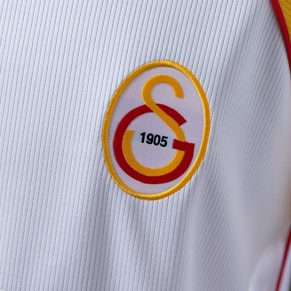 Galatasaray Jersey 1999-00 Away Retro Football Kit Long product image 5
