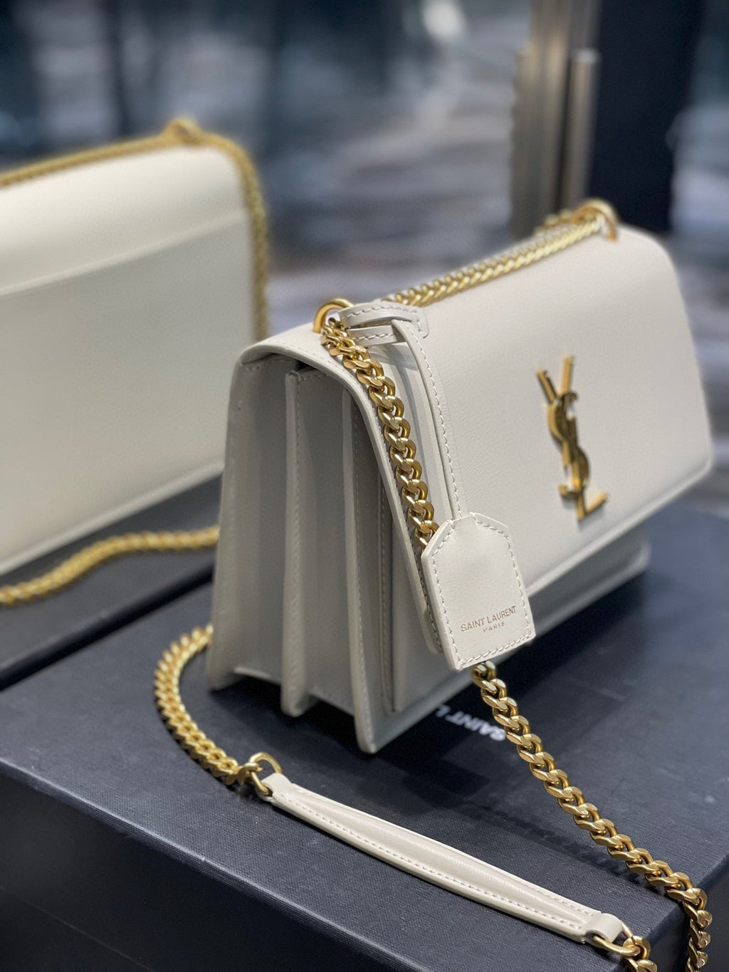 YSL Medium Sunset Bag 22 White Lambskin Gold Tone product image 2, provided for visual reference and product detail review