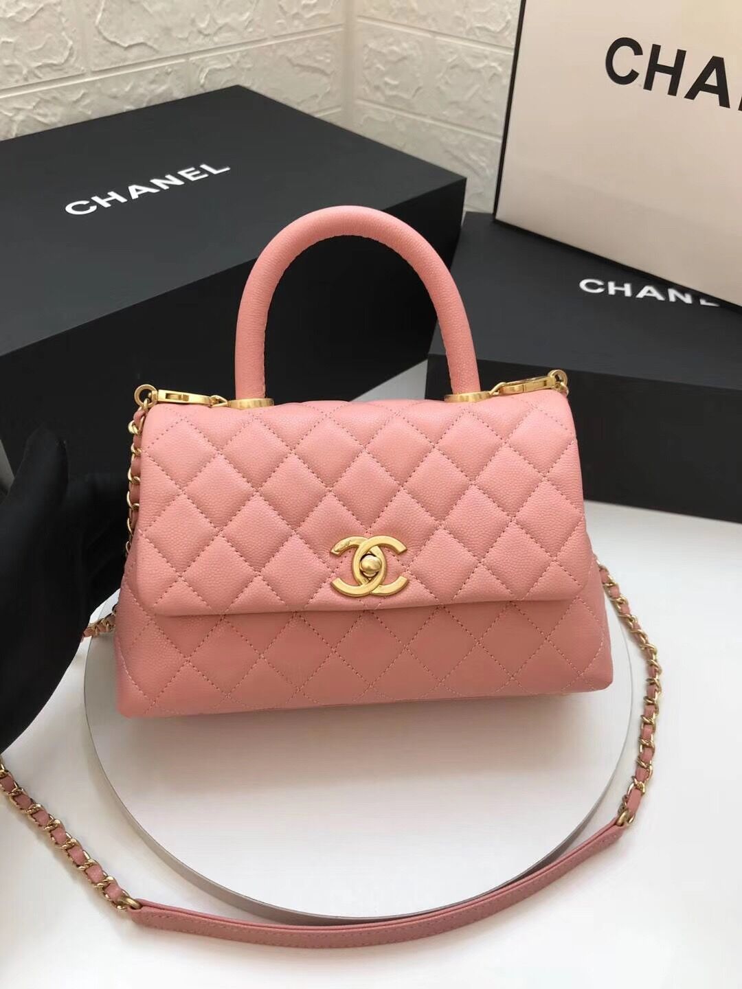 Chanel Coco Handle Gold Caviar Pink 24 cm Handbag product image 1, provided for visual reference and product detail review