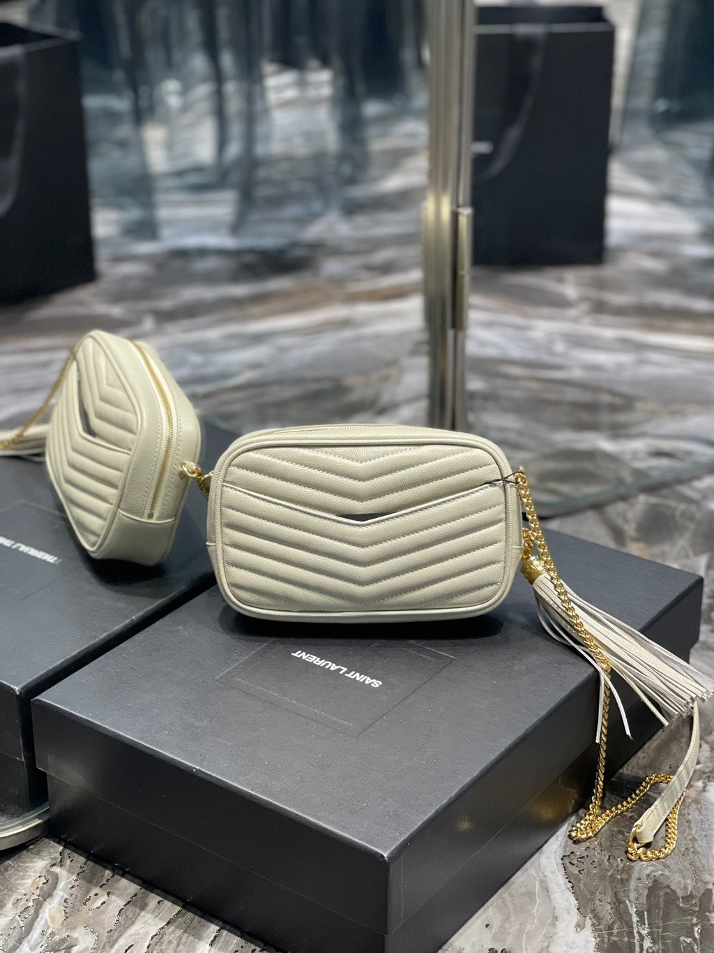 YSL Loulou Mini Camera Bag 18cm White product image 2, provided for visual reference and product detail review