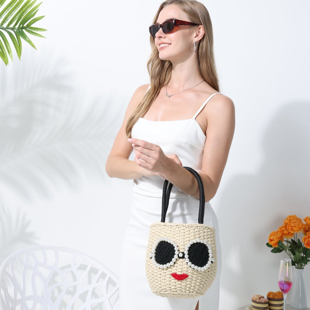 The Diva Tote Bag - Beige product image 6, provided for visual reference and product detail review