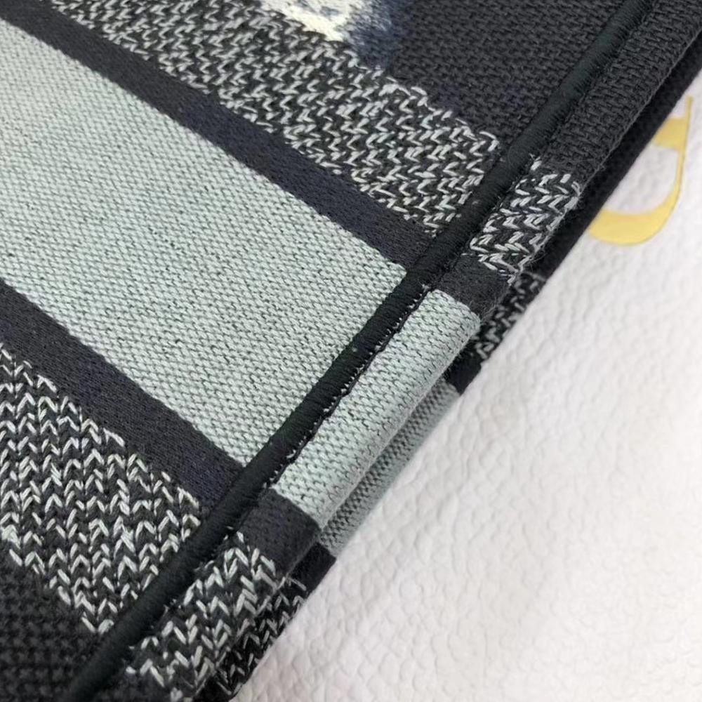Dior Book Tote - Blue product image 3, provided for visual reference and product detail review