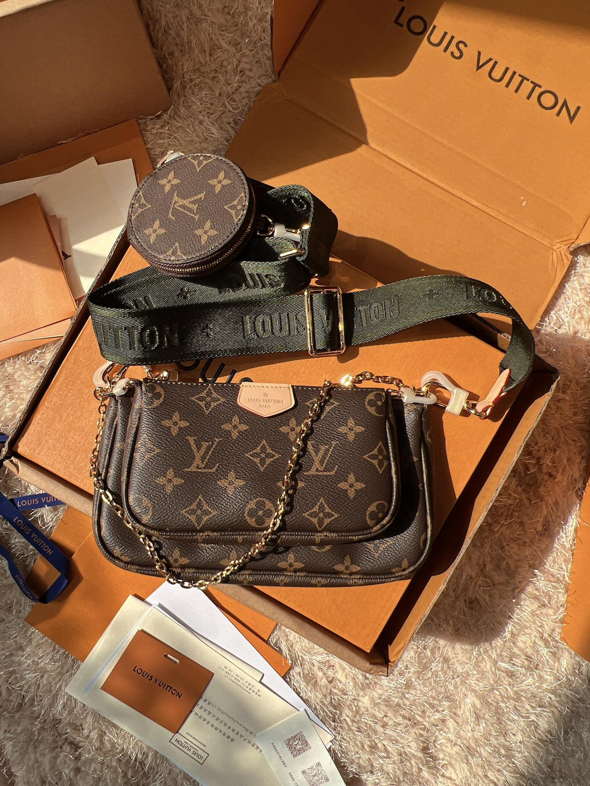 LV Multi Pochette Accessoires Monogram Canvas Crossbody Shoulder Bag with Two Pouches and Round Coin Purse product image 5,