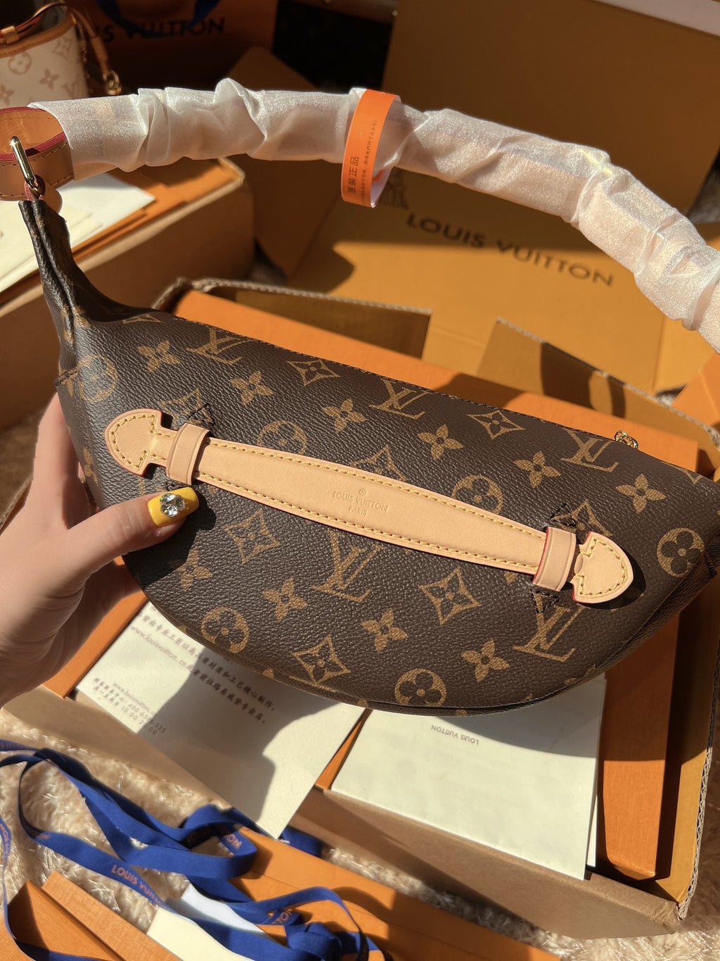 LV Bumbag Monogram Canvas Crossbody Belt Bag with Leather Trim and Adjustable Strap product image 3, provided for visual