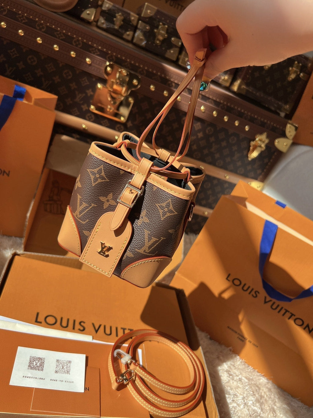 LV Mini Drawstring Bucket Bags product image 5, provided for visual reference and product detail review