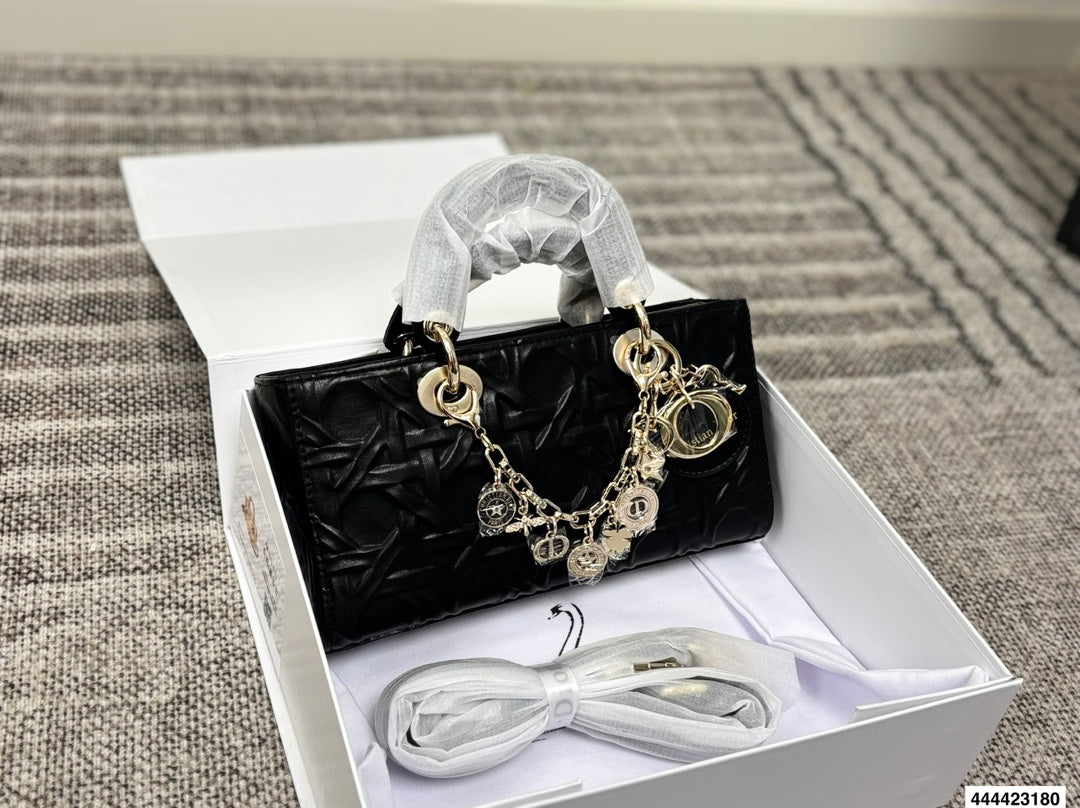 Serenityll 181930 Bags product image 1, provided for visual reference and product detail review
