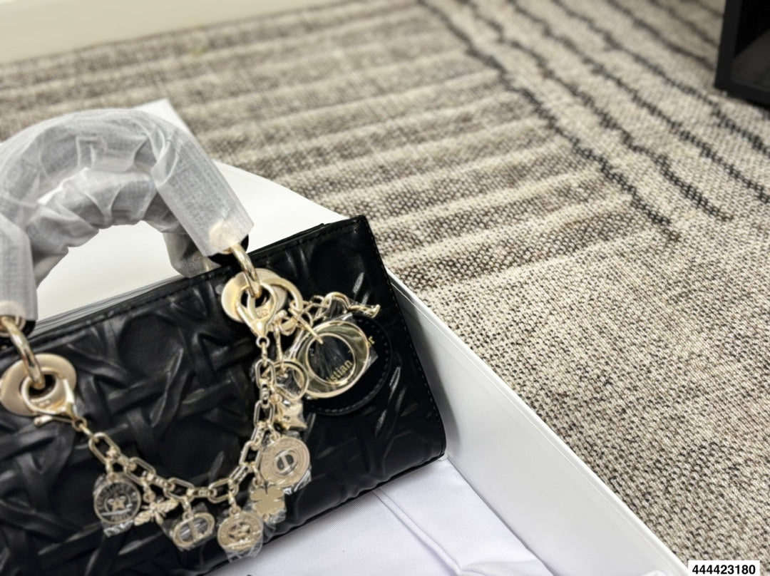 Serenityll 181930 Bags product image 2, provided for visual reference and product detail review