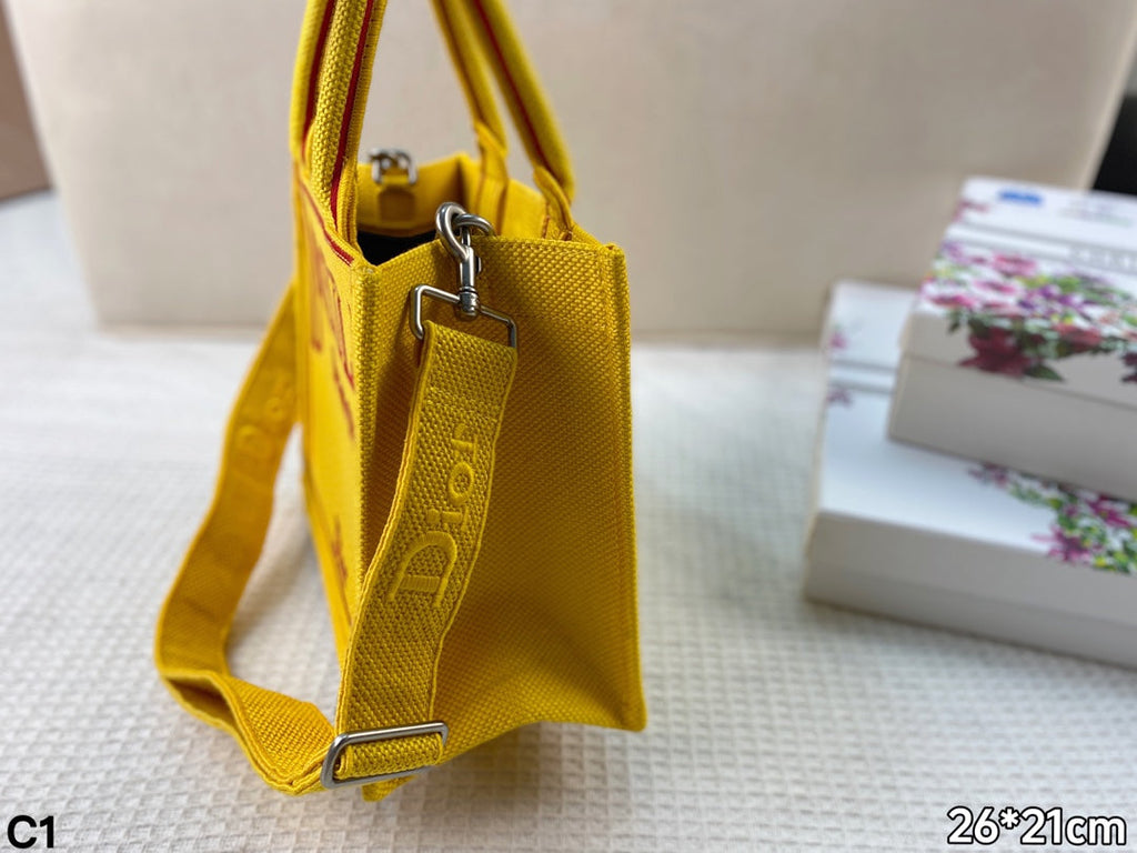 Serenityll 181934 Bags product image 3, provided for visual reference and product detail review