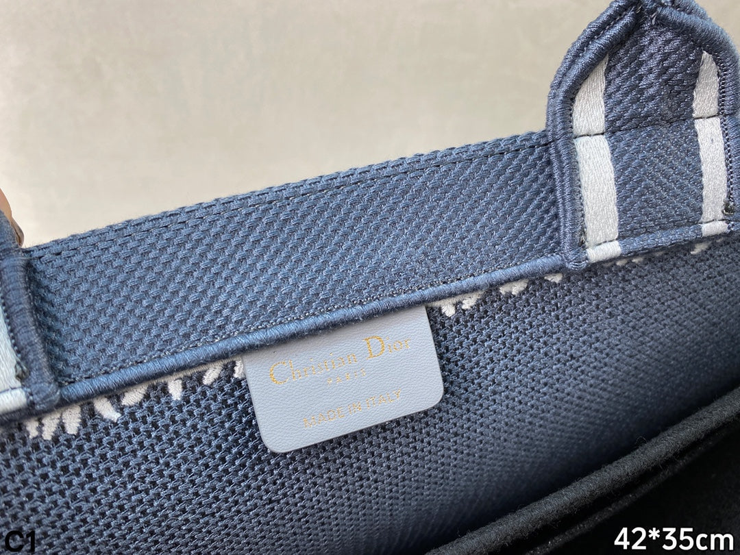 Serenityll 181935 Bags product image 7, provided for visual reference and product detail review