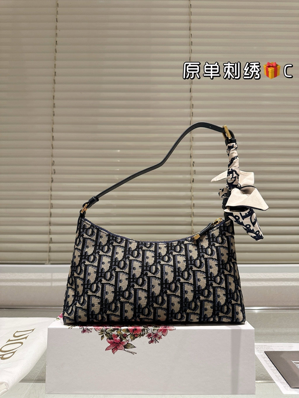 Serenityll 181943 Bags product image 2, provided for visual reference and product detail review