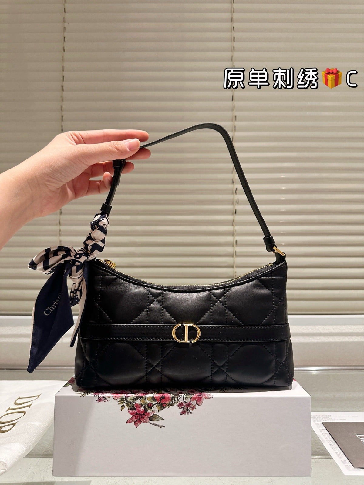 Serenityll 181944 Bags product image 1, provided for visual reference and product detail review