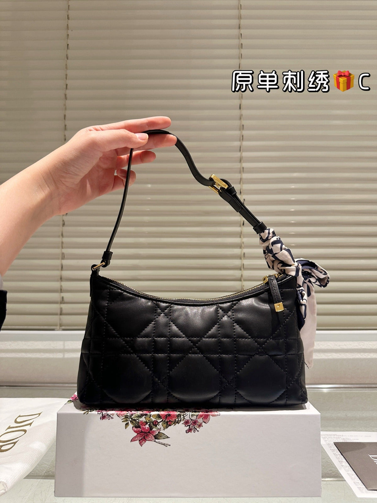 Serenityll 181944 Bags product image 2, provided for visual reference and product detail review