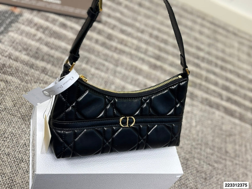 Serenityll 181936 Bags 24*14 product image 1, provided for visual reference and product detail review