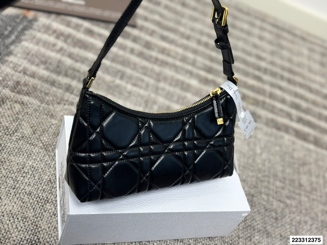 Serenityll 181936 Bags 24*14 product image 5, provided for visual reference and product detail review