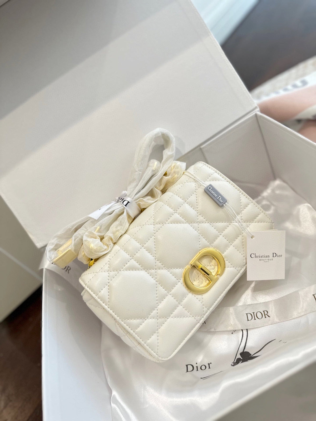 Serenityll 181938 Bags 20cm product image 1, provided for visual reference and product detail review
