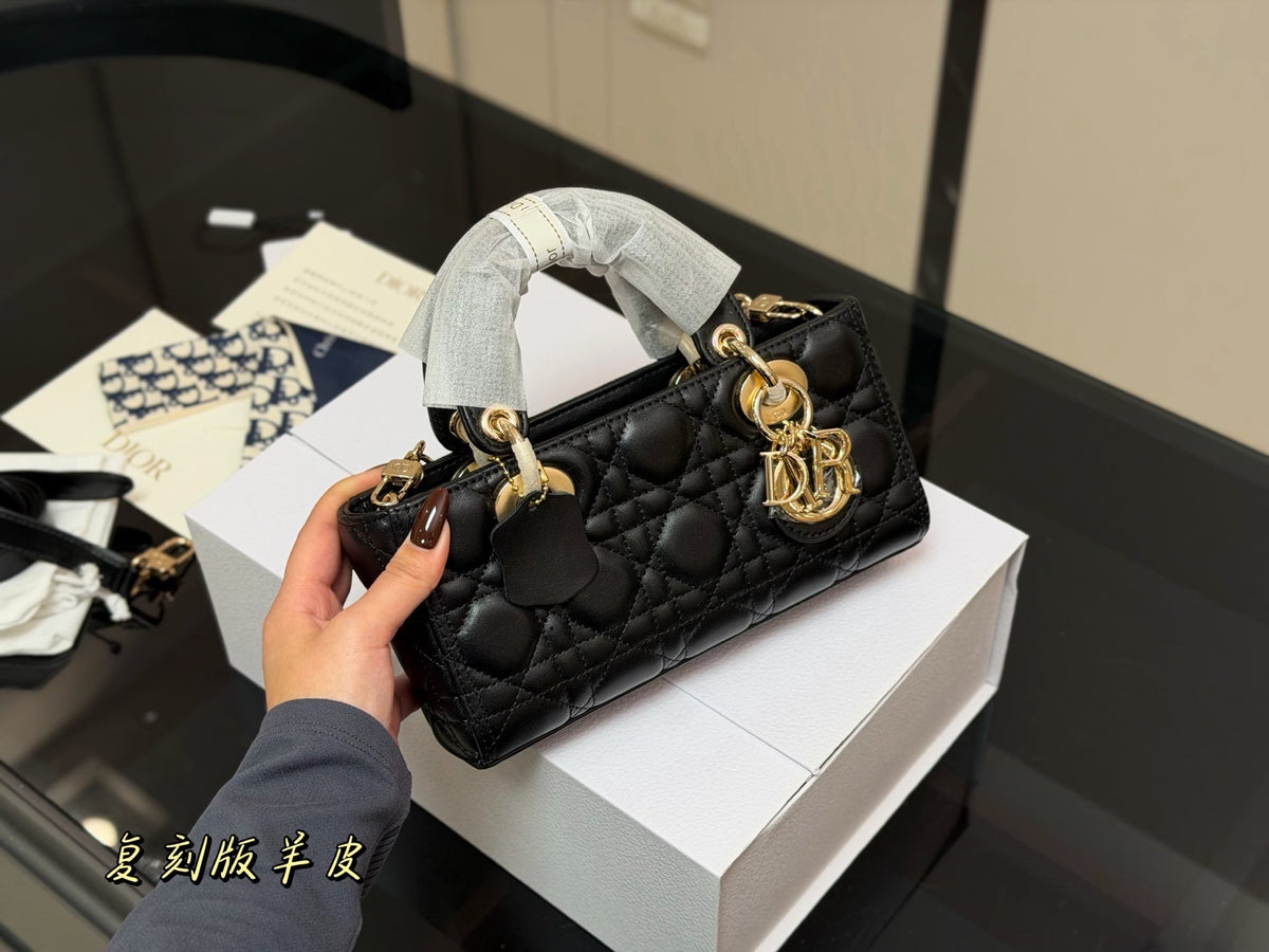 Serenityll 181943 Bags 22cm product image 2, provided for visual reference and product detail review
