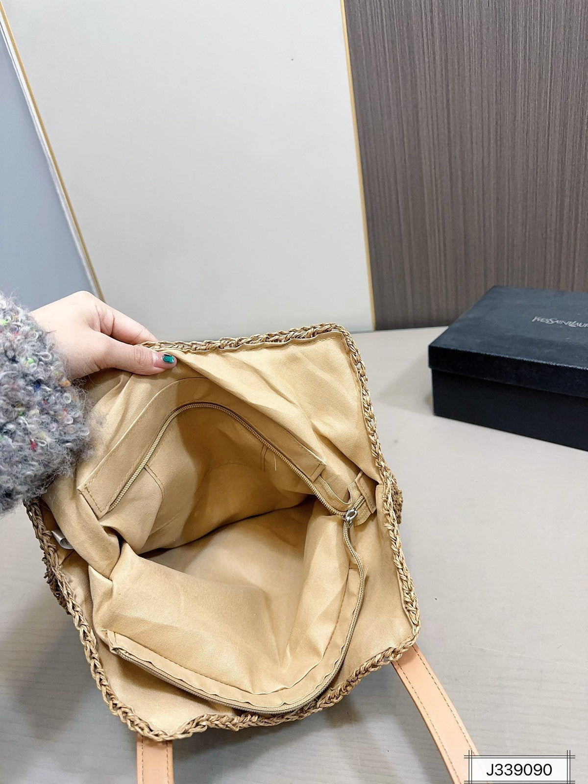 YSL Saint Laurent Vacation Casual Raffia Woven Tote Bag product image 11, provided for visual reference and product detail