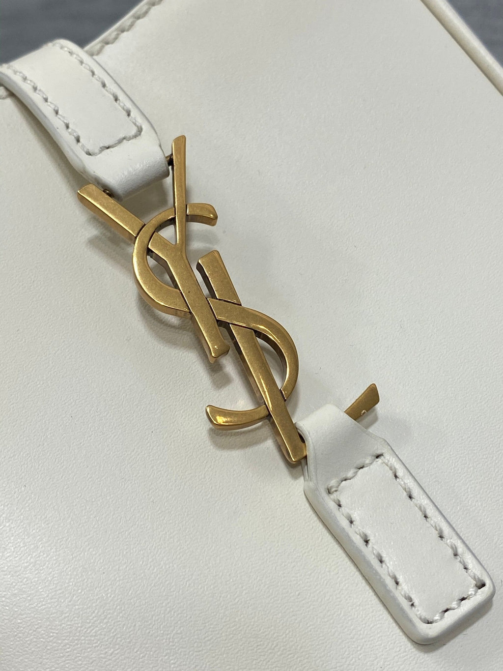 YSL Le 5 a 7 Mini White Bag product image 6, provided for visual reference and product detail review