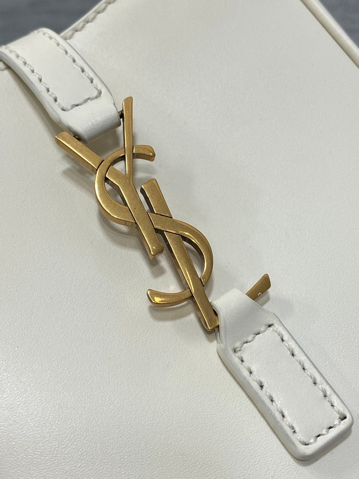 YSL Le 5 a 7 Mini White Bag product image 6, provided for visual reference and product detail review