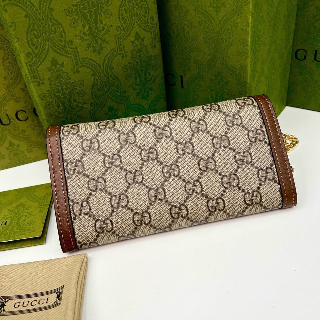Gucci Brown Saddle Buckle Handbag product image 3, provided for visual reference and product detail review