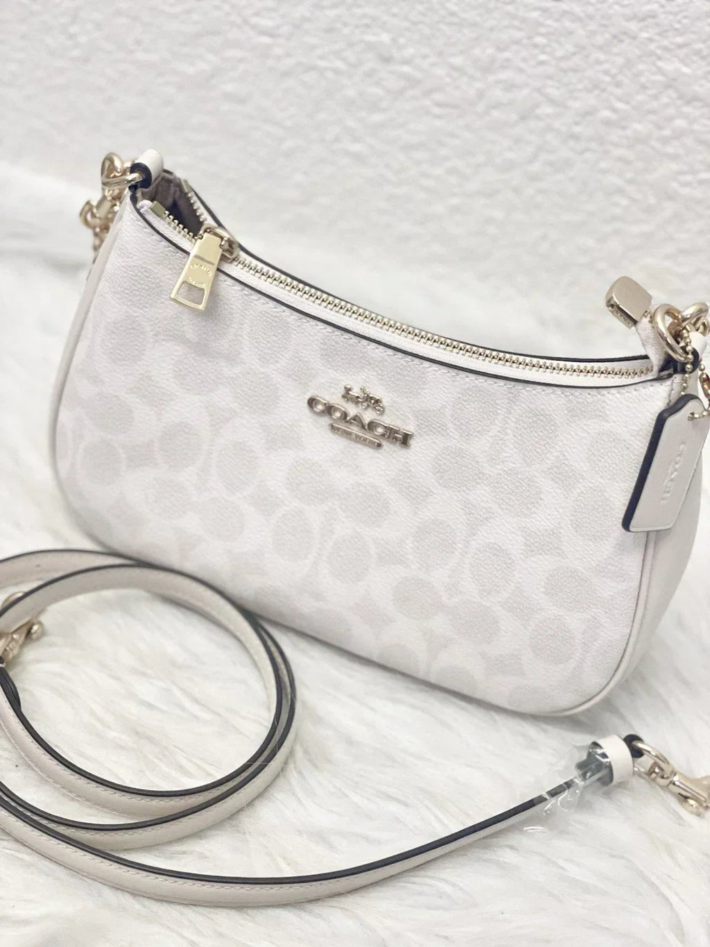 Coach Women Teri Shoulder Bag Signature Canvas - White/Chalk product image 2, provided for visual reference and product