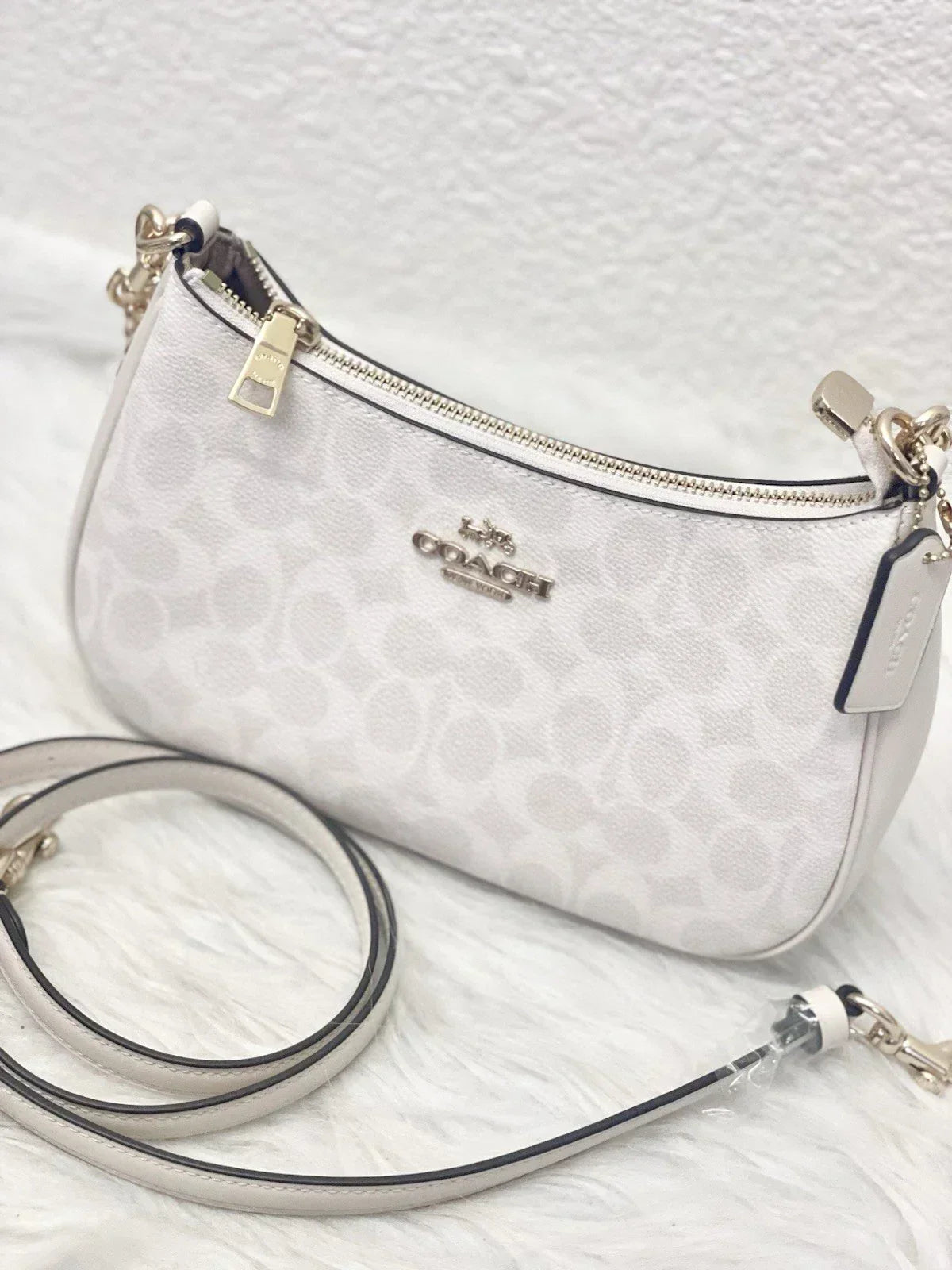 Coach Women Teri Shoulder Bag Signature Canvas - White/Chalk product image 2, provided for visual reference and product