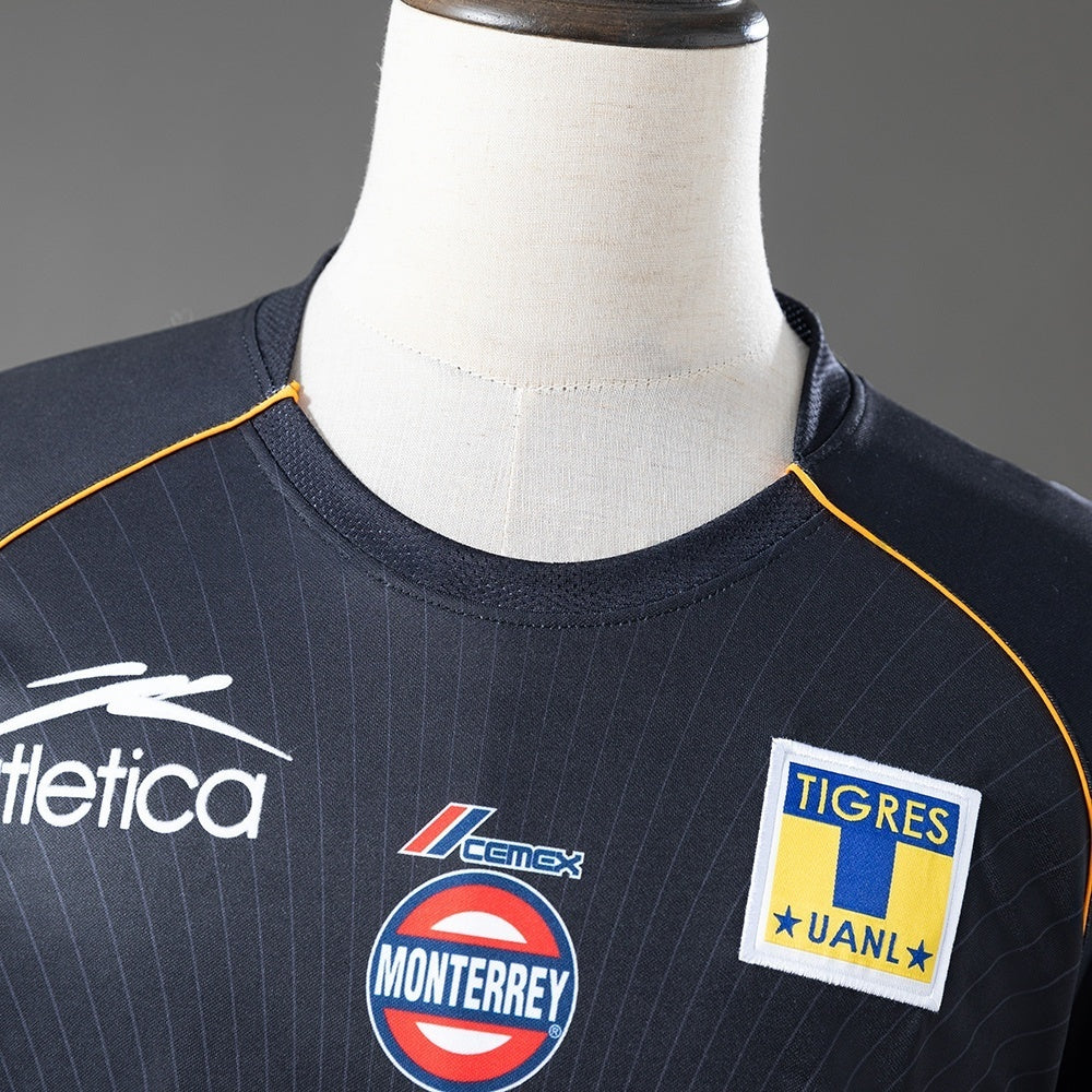 Club Tigres Third Jersey 2005-2006 Retro Football Kit product image 10