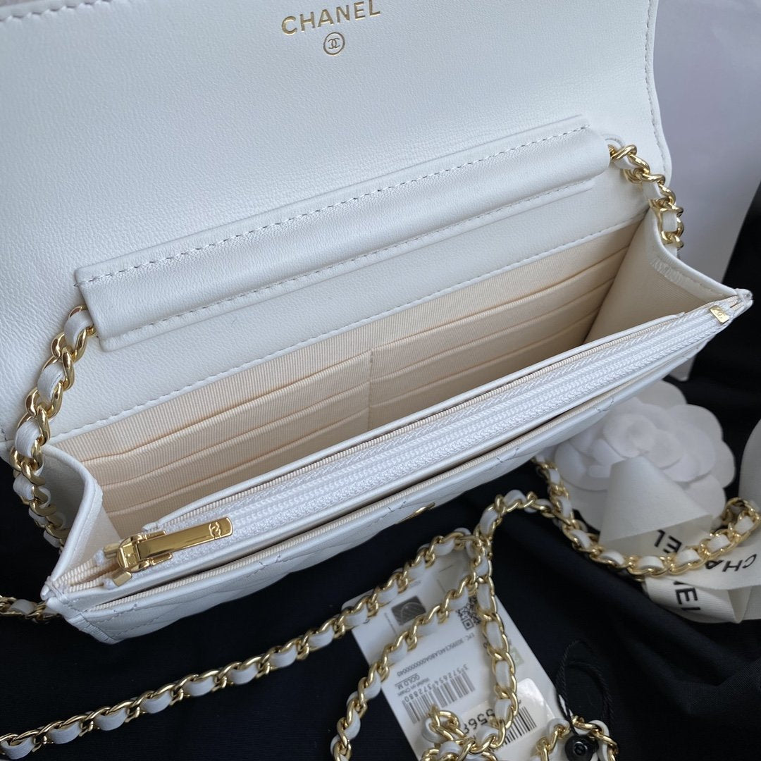 Chanel Wallet On Chain WOC White product image 5, provided for visual reference and product detail review