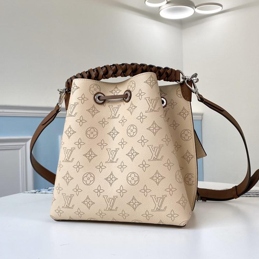Louis Vuitton Néonoé BB Bucket Bag - Cosmic Latte product image 4, provided for visual reference and product detail review