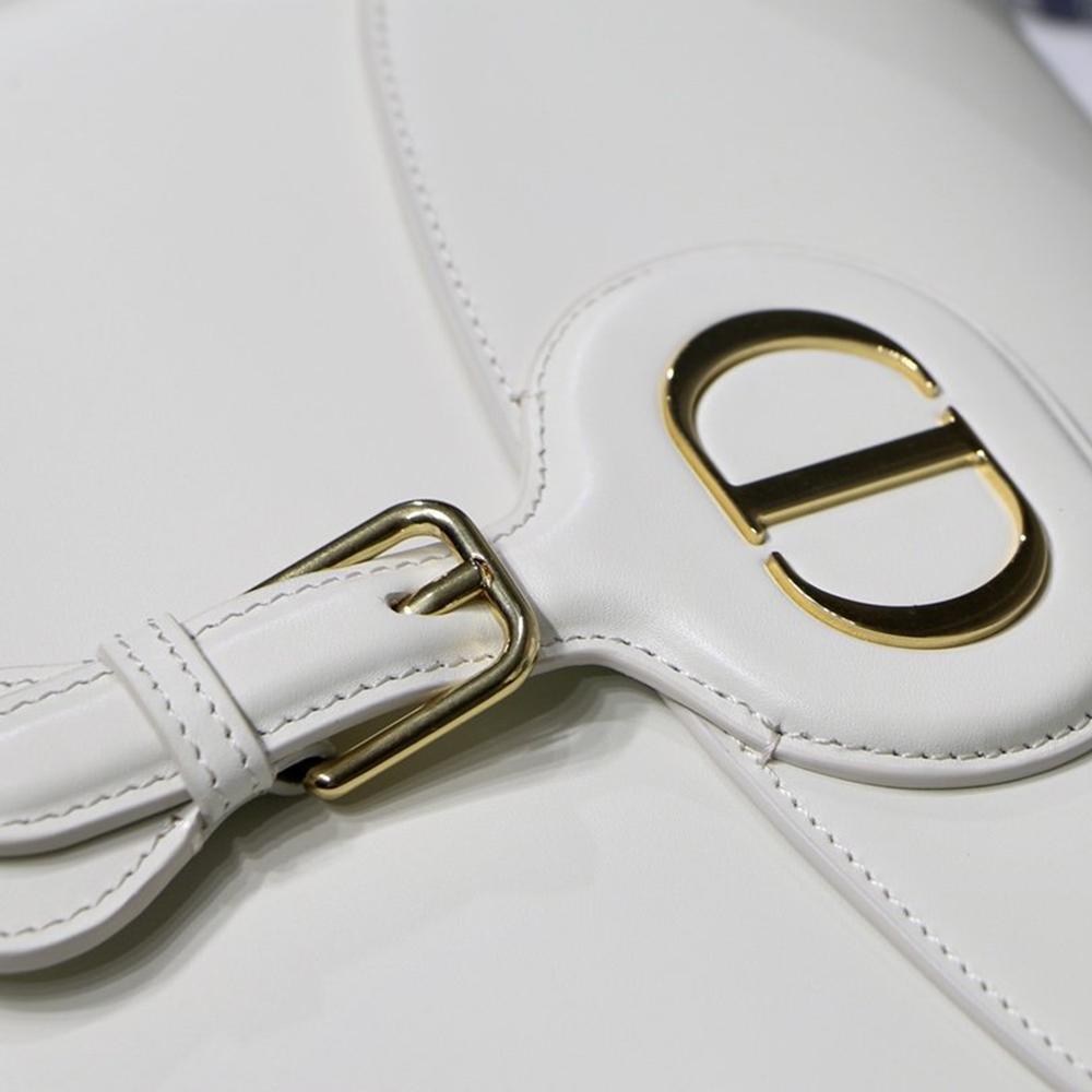 Medium Dior Bobby Bag product image 7, provided for visual reference and product detail review