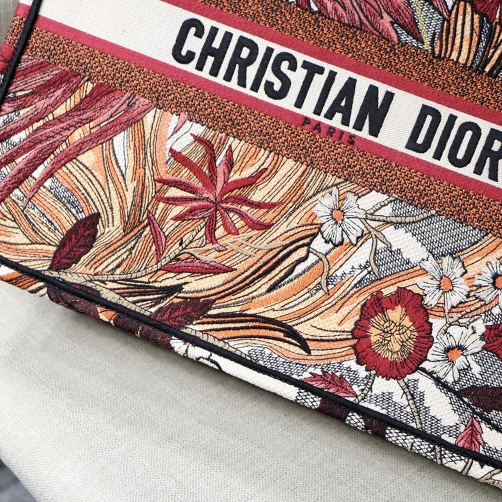 Dior Book Tote product image 9, provided for visual reference and product detail review