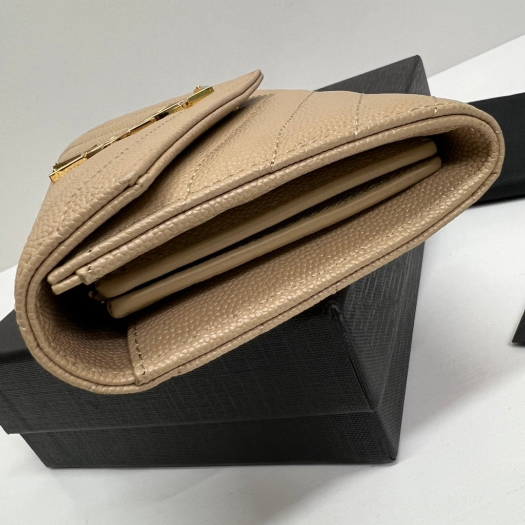 YSL Long Wallet Beige Leather Gold Tone 10772 19cm product image 4, provided for visual reference and product detail review