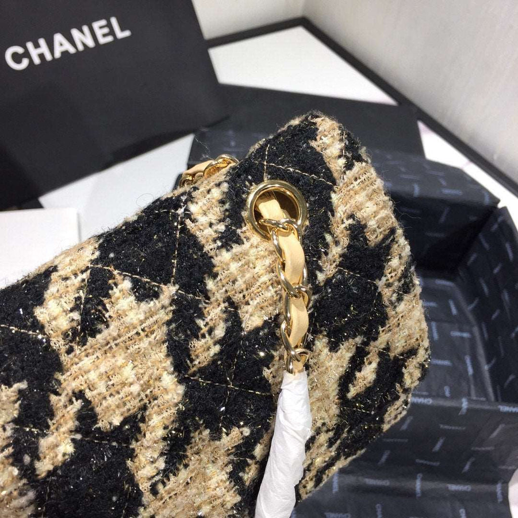 Chanel 19 Tweed Flap Bag Black and Beige product image 6, provided for visual reference and product detail review