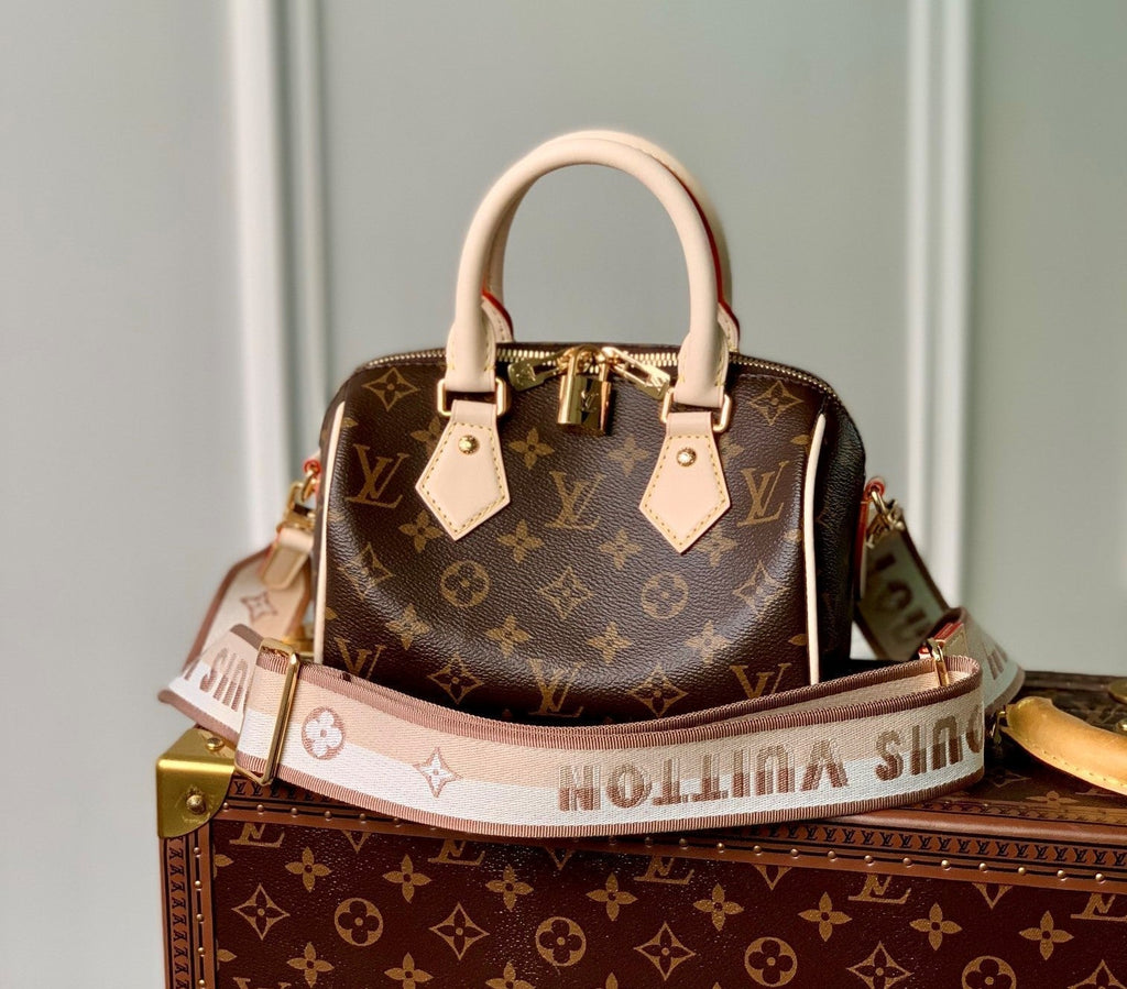 Louis Vuitton Speedy Bandouliere 20 Monogram Beige Strap Handbag product image 7, provided for visual reference and product