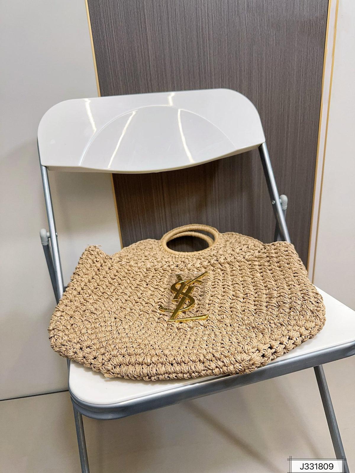 YSL Saint Laurent Summer Raffia Tote Bag product image 10, provided for visual reference and product detail review