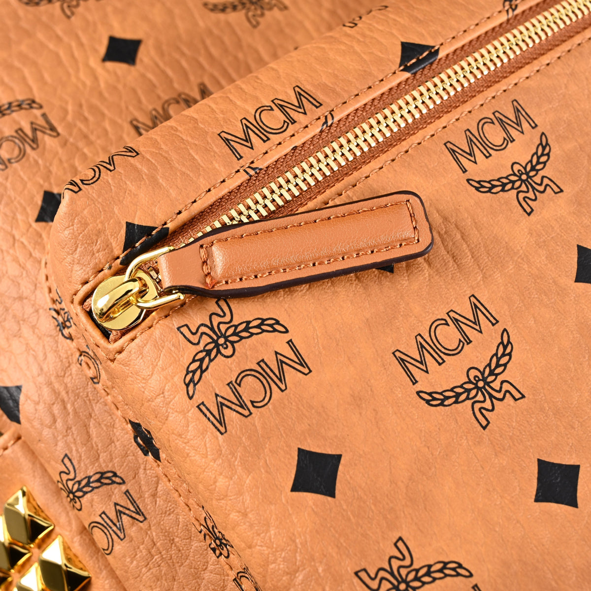 Mcm Stark Visetos Medium Backpack – Cognac Monogram with Gold-Tone Studs - Cognac with Black Monogram Print product image 9,