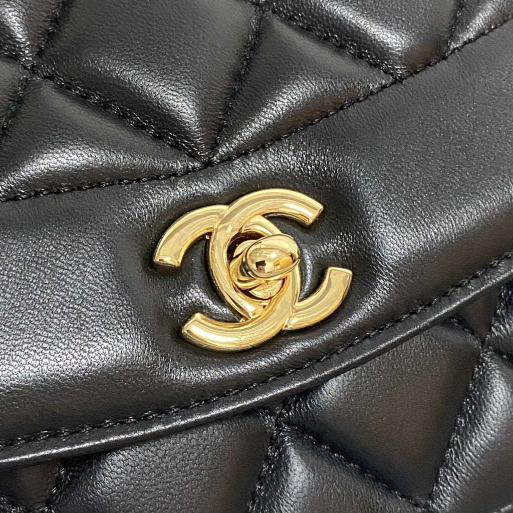 Chanel Flap Bag Black product image 9, provided for visual reference and product detail review