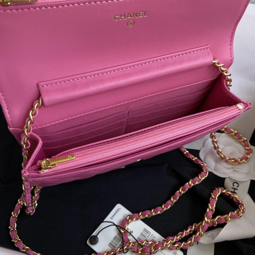 Chanel Wallet On Chain Pink product image 4, provided for visual reference and product detail review