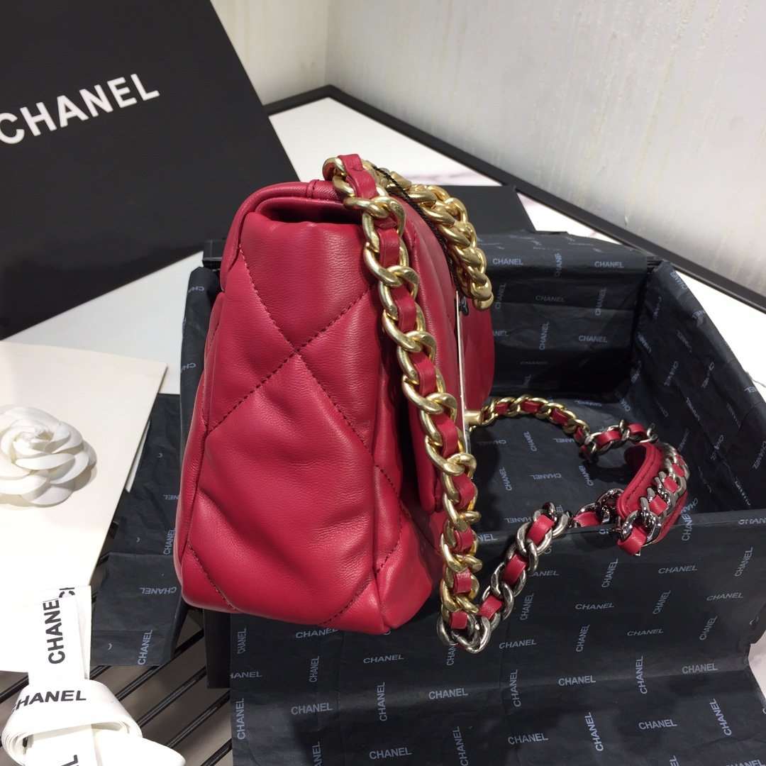 Chanel 19 Flap Bag product image 5, provided for visual reference and product detail review
