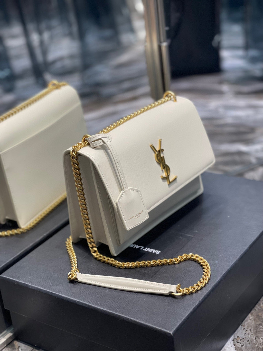 YSL Medium Sunset Bag 22 White Lambskin Gold Tone product image 4, provided for visual reference and product detail review
