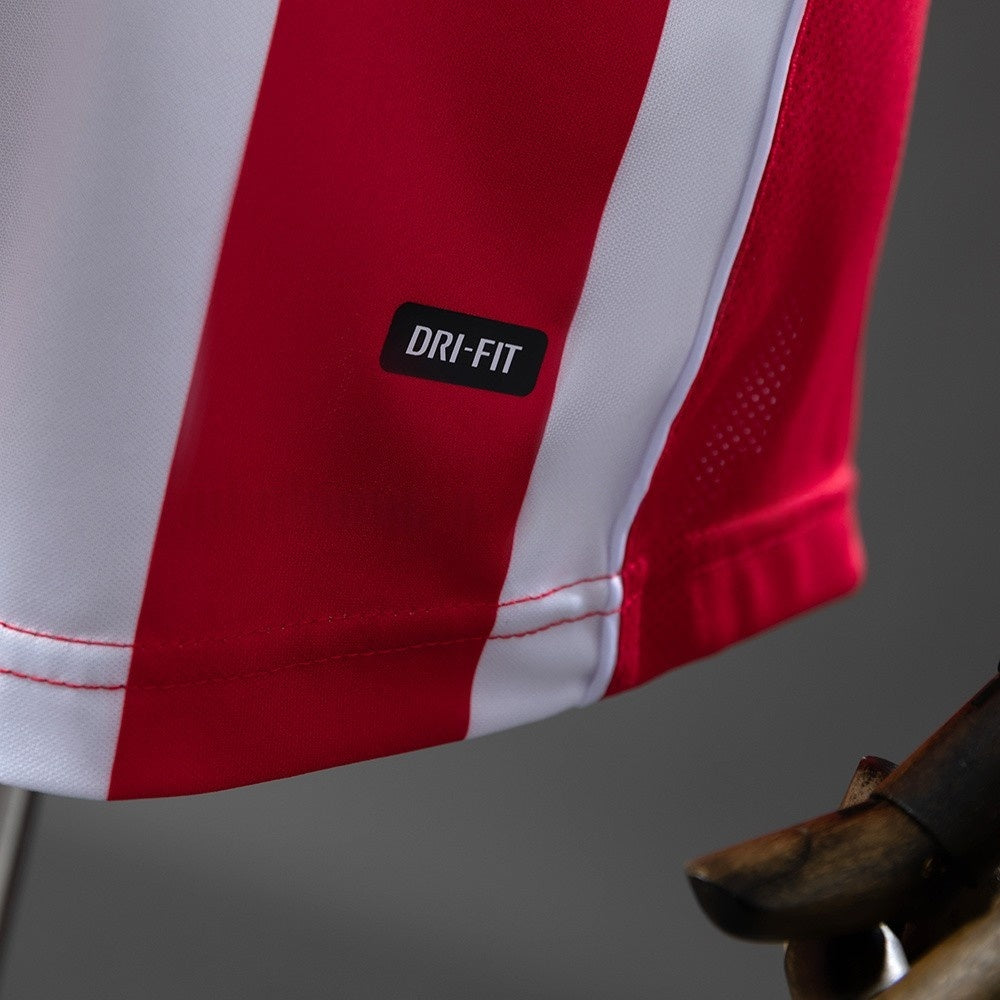 PSV Eindhoven Jersey 2004-06 Home Retro Football Kit product image 3