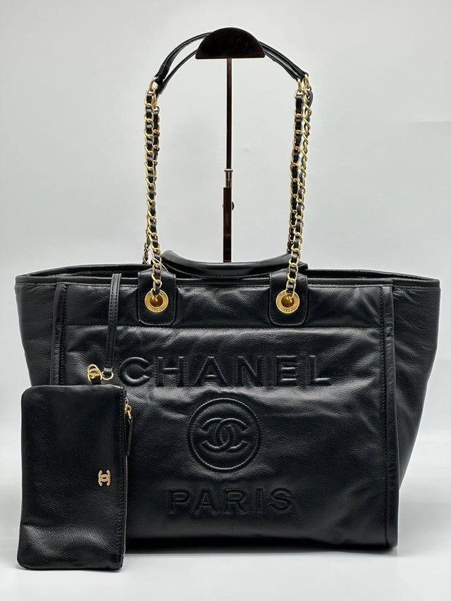 Chanel Deauville Em Couro Preta Italiana Bag - Black product image 5, provided for visual reference and product detail review