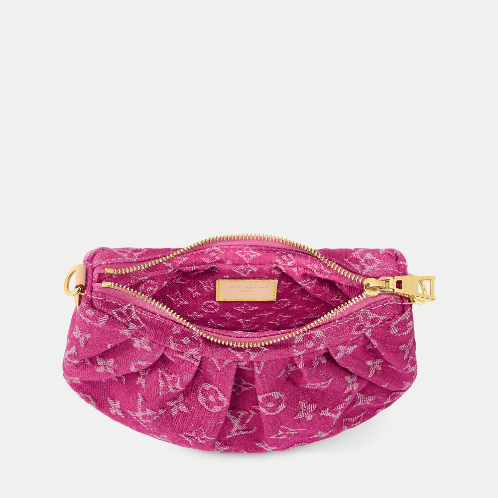 LV Pochette Valley product image 4, provided for visual reference and product detail review