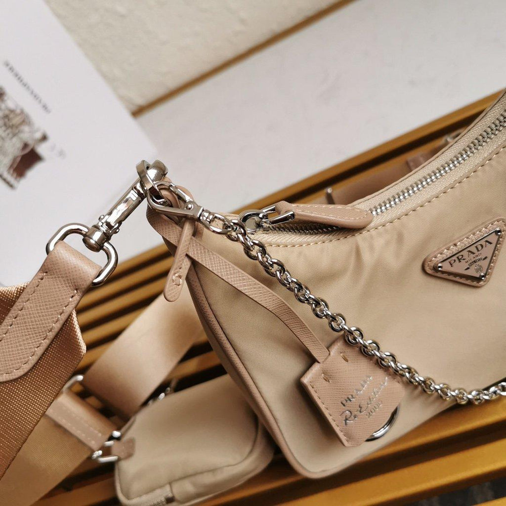Prada Re-Edition 2005 Nylon Bag product image 3, provided for visual reference and product detail review