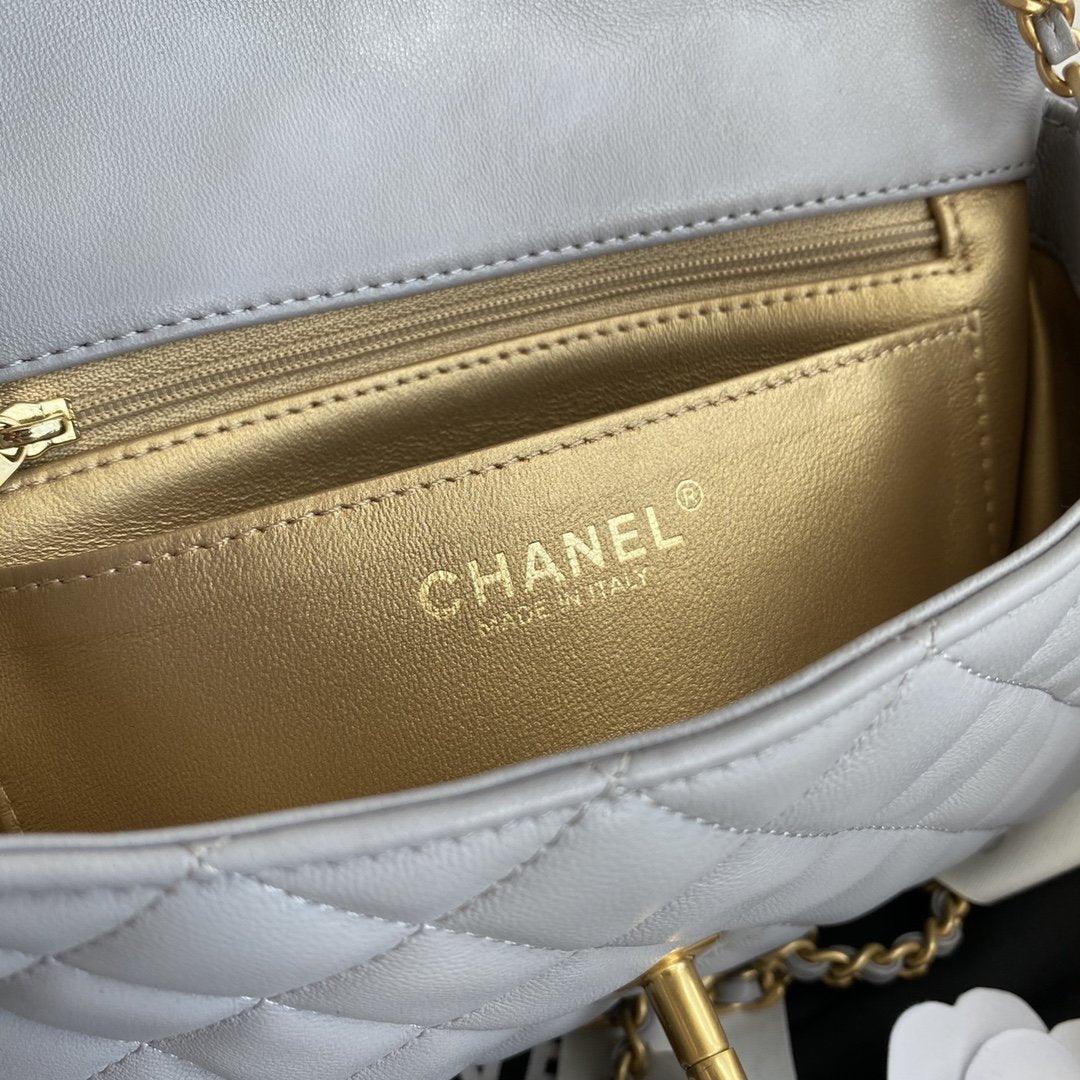 Chanel Pearl Crush Mini Flap Bag Gray product image 9, provided for visual reference and product detail review