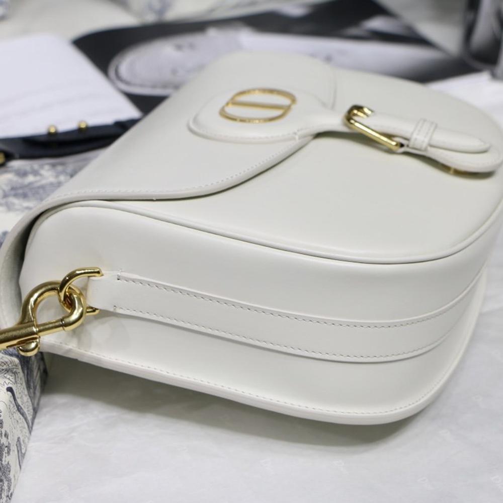 Medium Dior Bobby Bag product image 3, provided for visual reference and product detail review