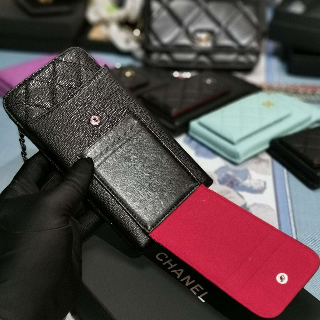 Chanel Quilted CC Phone Holder Wallet - Metallic Ivory product image 5, provided for visual reference and product detail