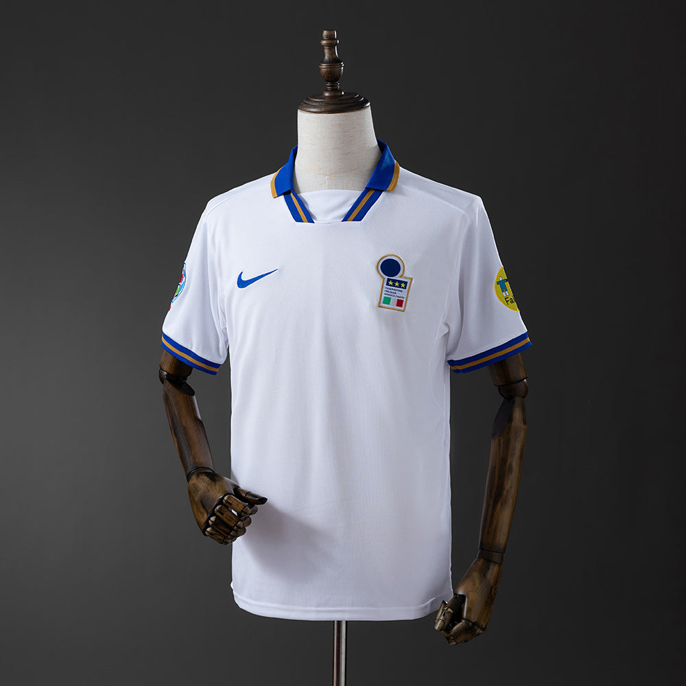 Italy Jersey 1996 Away Retro Football Kit product image 1