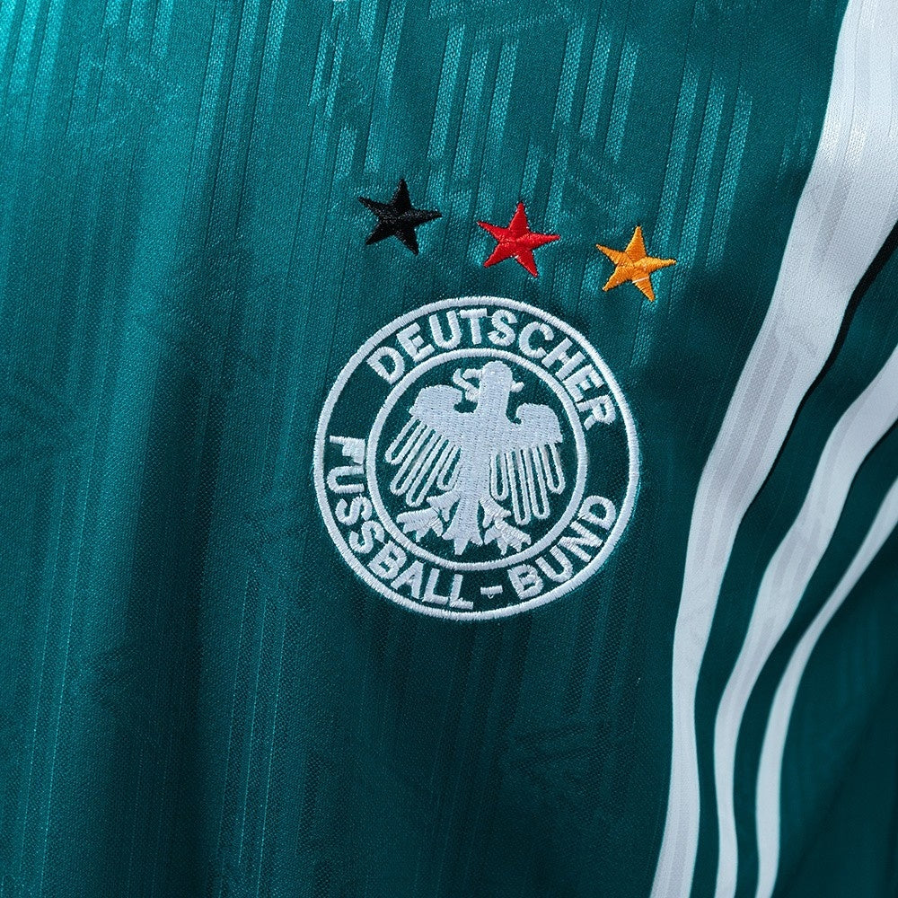 Germany Jersey 1996 Away Retro Football Kit product image 5